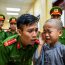 Chú tiểu 7 tuổi đến đồn công an xin bắt sư thầy trụ trì – Câu nói khiến tất cả im lặng