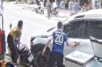 Phản ứng nhanh của anh thợ điện lạnh cứu tài xế nghi đột quỵ trong xe ô tô
