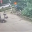 Chàng trai Hải Phòng phản xạ “nhanh như chớp”, cứu bé trai 7 tuổi thoát chết trong tích tắc ngay trước mũi tàu hỏa