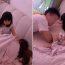 “Sao bố lại nằm đè lên mẹ?”, mẹ ngượng chín mặt, câu trả lời của bố rất đáng học hỏi