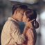 Khi một người đàn ông hôn bạn ở 2 nơi này, chứng tỏ anh ấy yêu bạn rất nhiều
