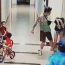 Luật sư phân tích vụ người phụ nữ bị hành hung ở sảnh chung cư Hà Nội dưới góc nhìn pháp lý