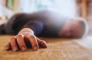 4 dấu hiệu cảnh báo đột quỵ trước khi ngủ: Đến viện lập tức trước khi quá muộn
