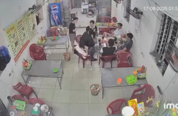 Clip nữ chủ quán thẳng tay tát khách nam vì hành vi quấy rối mình:  Bài học nhớ đời cho kẻ khiếm nhã