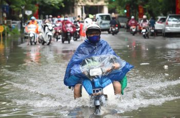 Miền Bắc bước vào đợt mưa lớn kéo dài