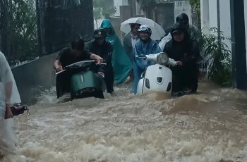 Hình ảnh ngập lụt mới nhất do bão số 10 Bualoi gây ra tại Huế