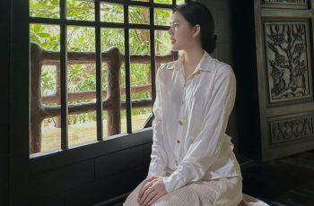 Ngọc Trinh tiễn đưa bạn trai cũ qua đời