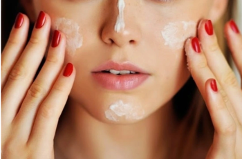 Đồng loạt thu hồi 45 loại mỹ phẩm trên toàn quốc Đồng loạt thu hồi 45 loại mỹ phẩm trên toàn quốc