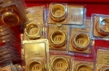 Giá vàng chiều nay 3/11/2025: Giá vàng SJC, giá vàng 9999, giá vàng nhẫn trong nước, vàng thế giới Giá vàng chiều nay 3/11/2025: Giá vàng SJC, giá vàng 9999, giá vàng nhẫn trong nước, vàng thế giới