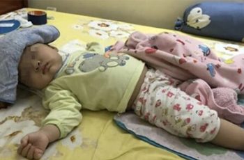 Sốt cao được bác sĩ truyền dịch, bé 1 tuổi qua đời: 4 việc mẹ tuyệt đối tránh khi con sốt