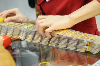 Giá vàng hôm nay 2.12.2025: Giảm đồng loạt