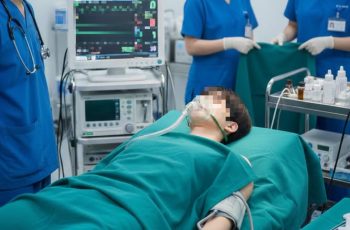 Người đàn ông đột tử trong khi gần gũi vợ, bác sĩ nghiêm mặt: 5 trường hợp này thích mấy cũng đừng làm “chuyện ấy”