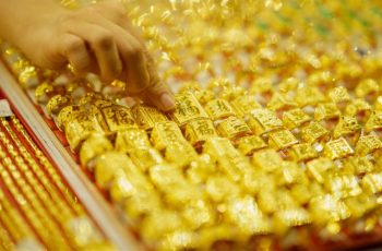 Giá vàng hôm nay 31/12/2025 chờ tín hiệu ‘phá vỡ xu hướng’ sau cú giảm lịch sử Giá vàng hôm nay 31/12/2025 chờ tín hiệu ‘phá vỡ xu hướng’ sau cú giảm lịch sử