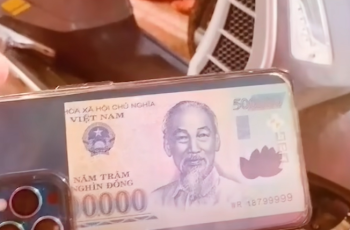 Tại sao nên để một khoản tiền đằng sau vỏ điện thoại? Tại sao nên để một khoản tiền đằng sau vỏ điện thoại?