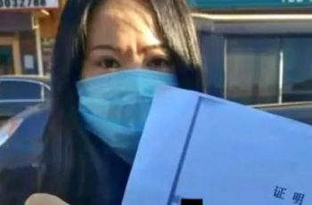 Đóng gần 830 triệu tiền bảo hiểm suốt 10 năm, đến hạn rút tiền thì công ty thông báo: “Hợp đồng ghi rõ phải đợi đến năm 2084” Đóng gần 830 triệu tiền bảo hiểm suốt 10 năm, đến hạn rút tiền thì công ty thông báo: “Hợp đồng ghi rõ phải đợi đến năm 2084”