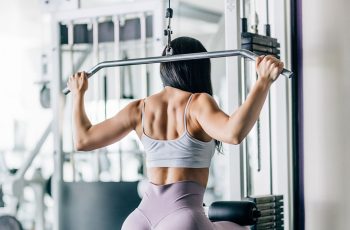 Tập gym 6 buổi một tuần, cô gái 23 tuổi mãn kinh sớm Tập gym 6 buổi một tuần, cô gái 23 tuổi mãn kinh sớm